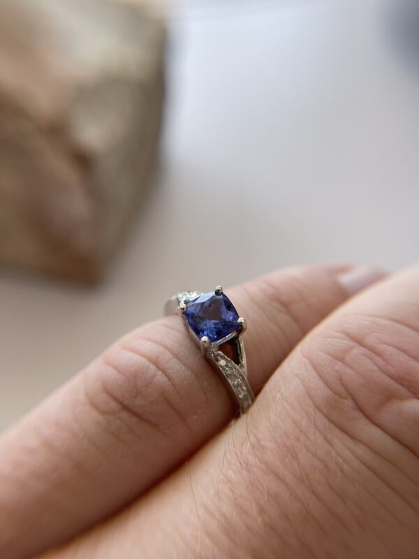 1.20ct Tanzanite & Diamond 14K WG Ring - Image 7